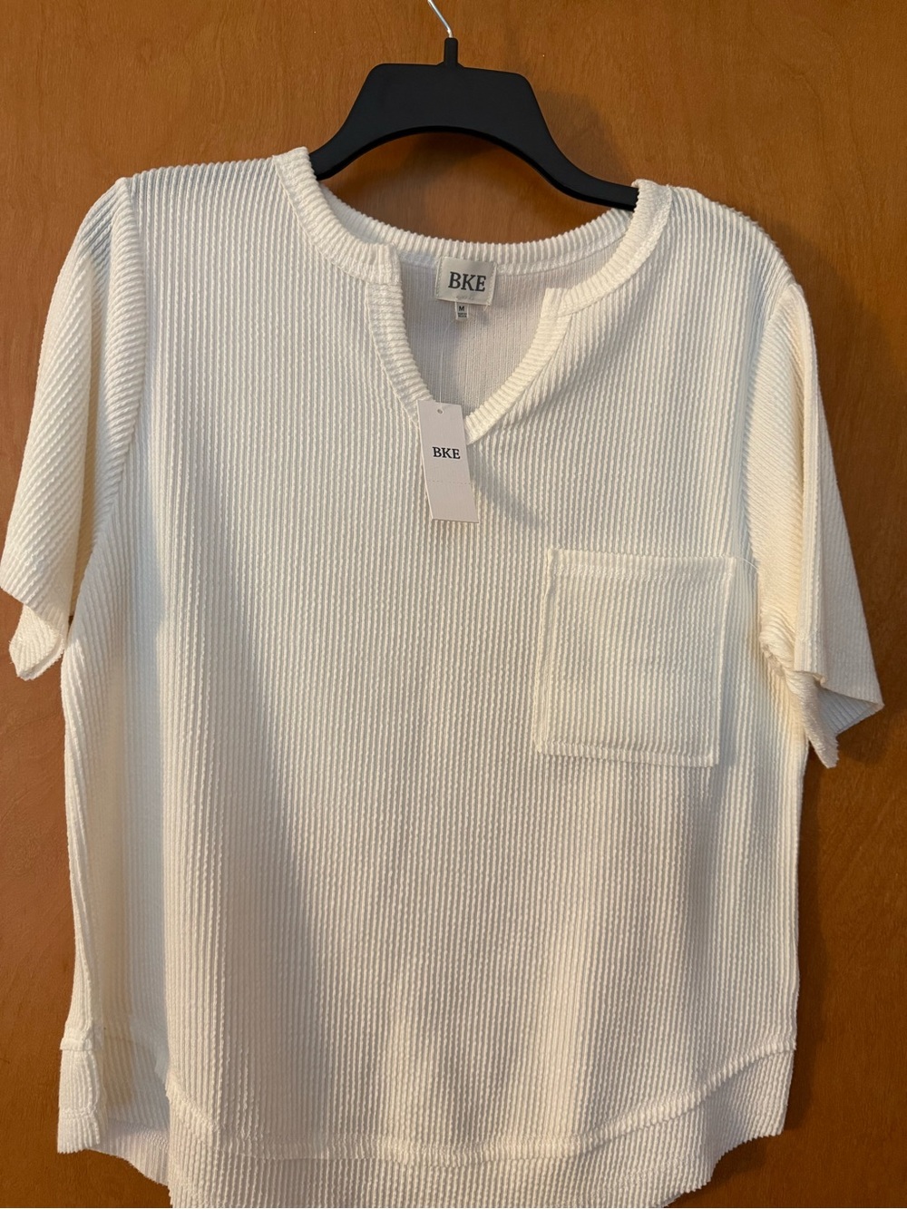 BKE Women’s Cream Waffle Knit Short Sleeve Top